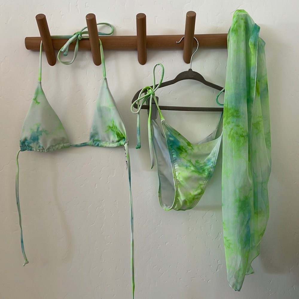 Bikini with wrap